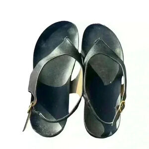 Stuart Weitzman Summer Thong Sandal Black Size 8B Retails $470 Made In Spain